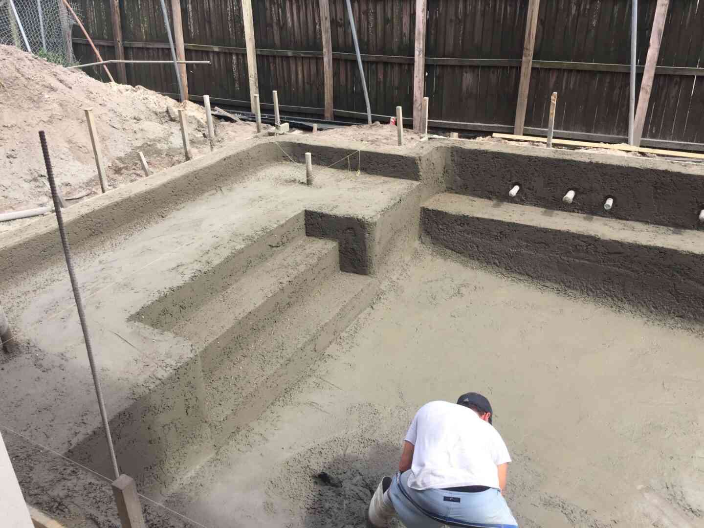 Pool structure being cemented